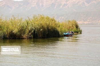 دریاچه زریوار مریوان