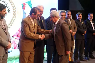 تجلیل از کشاورزان نمونه کردستان